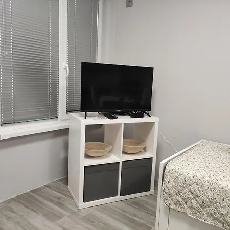 студио за в центъра на град бургас. Burgas